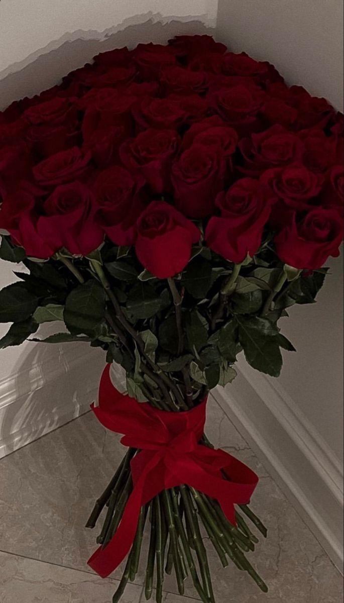 Corporate meeting room with carefully timed floral arrangements that maintain elegance throughout business hours